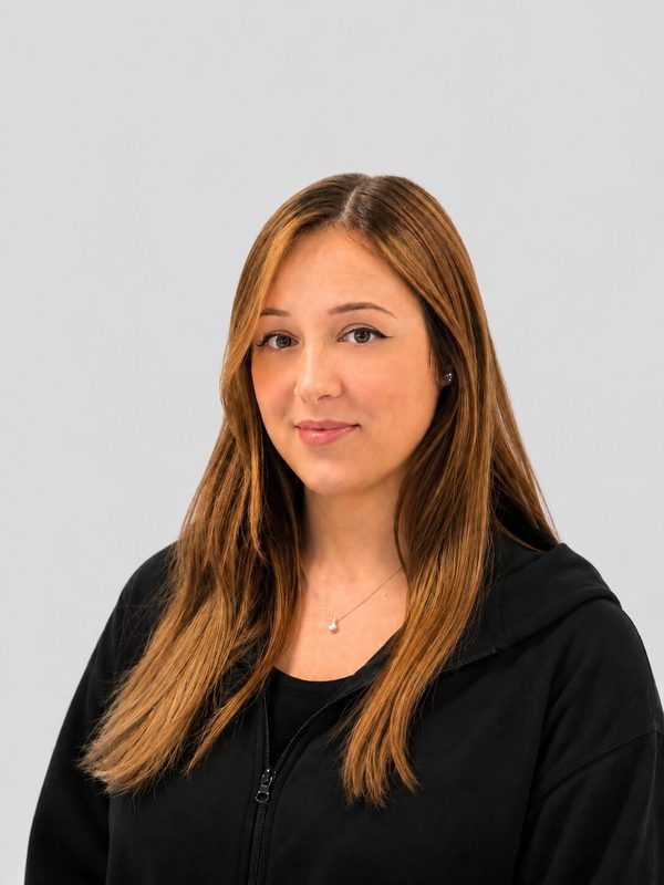 Svenja Folland, Mitglied der Geschäftsleitung, Senior Immobilienbewirtschafterin