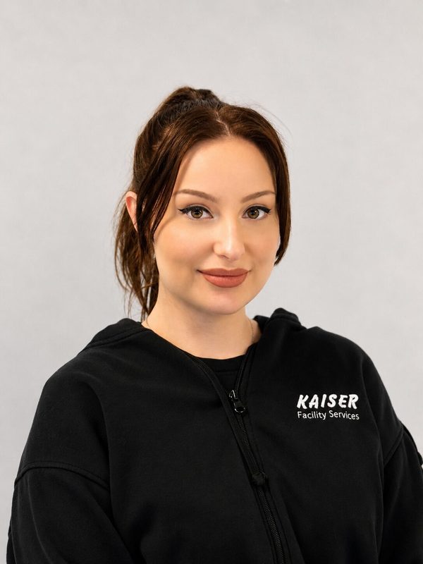 Xena Kaiser, Mitglied der Geschäftsleitung, Leiterin Facility Management